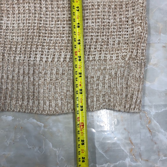 Urban Heritage Knit Sweater, with opening on the back and arms, Size S - Picture 6 of 7